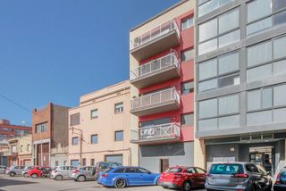 Flat  C/ guifre. Solvia inmobiliaria  piso badalona