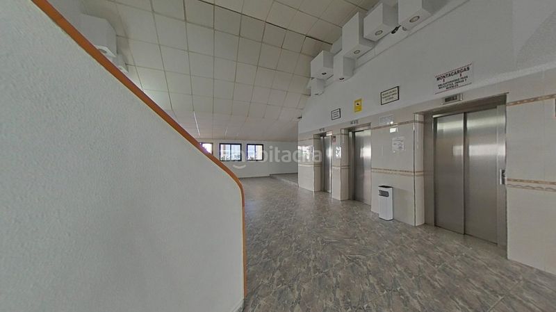 Foto 286e10a7-64b9-49e6-bfa3-e2970f23c93b. Estudi amb piscina a Juzgados - Plaza de Toros Benidorm