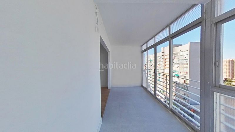 Foto 5c15f538-f0e0-4f81-a93a-fbaf3a3927e4. Estudi amb piscina a Juzgados - Plaza de Toros Benidorm