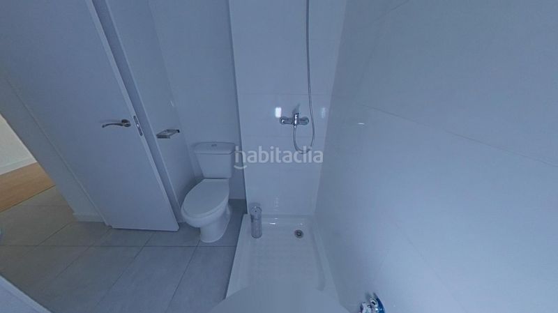 Foto 857c4330-f6b4-4e18-aeba-719b9308557b. Estudi amb piscina a Juzgados - Plaza de Toros Benidorm