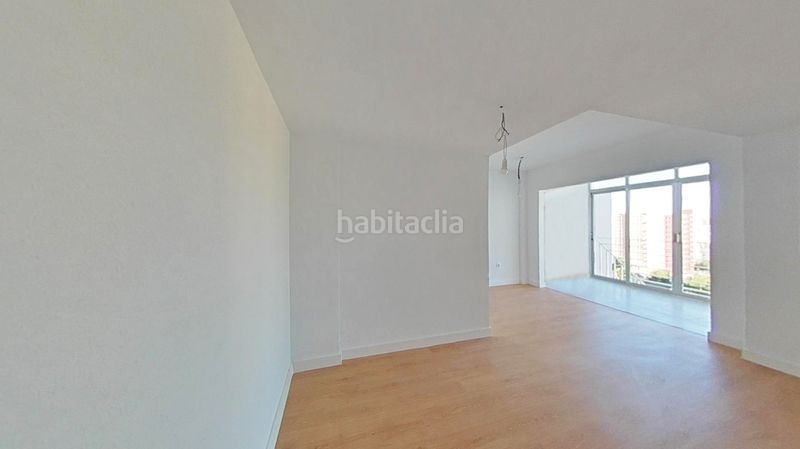 Foto aec555d4-0660-4fa8-8491-cc7c7e1c165c. Estudi amb piscina a Juzgados - Plaza de Toros Benidorm