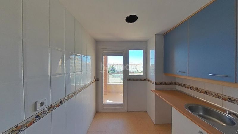 Foto 73baf5b9-b304-42ce-8ee8-554723d315d2. Pis amb aparcament a Centro Urbano Vila Joiosa (la)