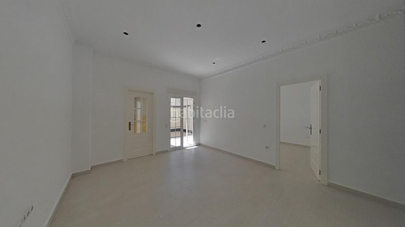 Foto a8a83e74-bd44-42d3-95cf-b7f852ac7ce9. Pis a Mont Olivet Valencia