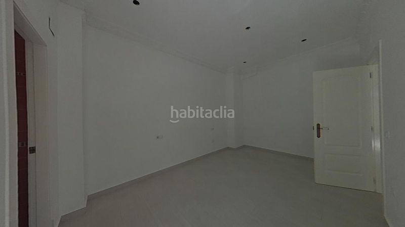 Foto cc5581c0-daeb-4f95-94f4-4b4c1eac4f8f. Pis a Mont Olivet Valencia