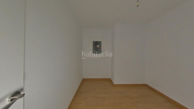 Foto 4b0f19f2-468a-43f0-bde6-f9d81322461d. Pis a Egara Terrassa