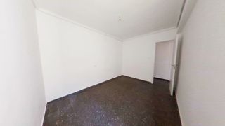 Pis  C/ molina de palau. Solvia inmobiliaria  piso valencia