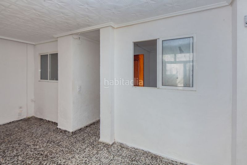 Foto a1f48209-ad7b-4f72-9d4b-dac11635a866. Planta baixa a Natzaret Valencia