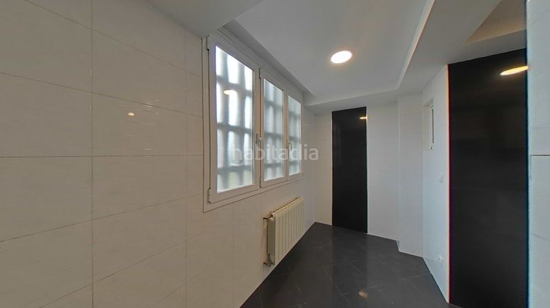 Foto 49b2fbed-5c8e-4477-b94d-996fe38cf550. Planta baixa a Centro Fuenlabrada