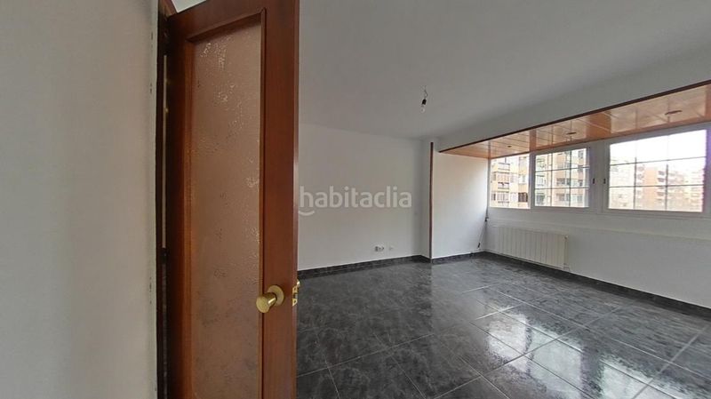 Foto c41b4bc7-14bc-41d8-a64f-5bffd5ad78bd. Pis a La Verneda - La Pau Barcelona