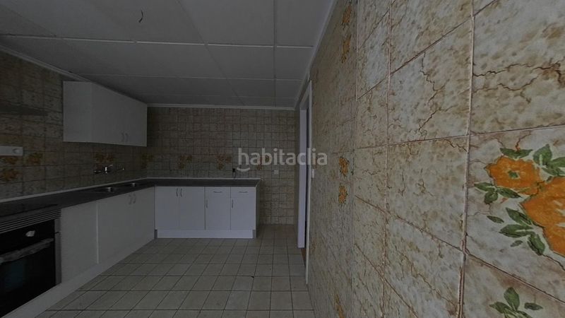 Foto 2461aa03-b1d7-4a7d-89cc-1e873e2aa434. Flat in Germaníes - Juzgados Gandia