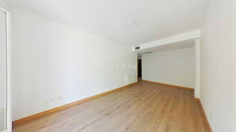 Foto af584a10-49e4-4e1d-bc37-db040777b66b. Pis amb aparcament a Centro Aranjuez
