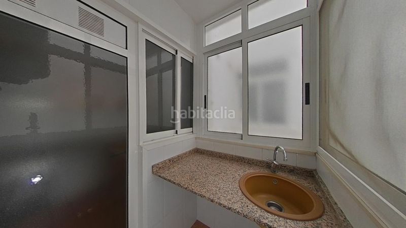 Foto 460e265a-a6bd-4f95-a6b9-5f2430ee3956. Piso solvia inmobiliaria piso en Camí Reial Torrent