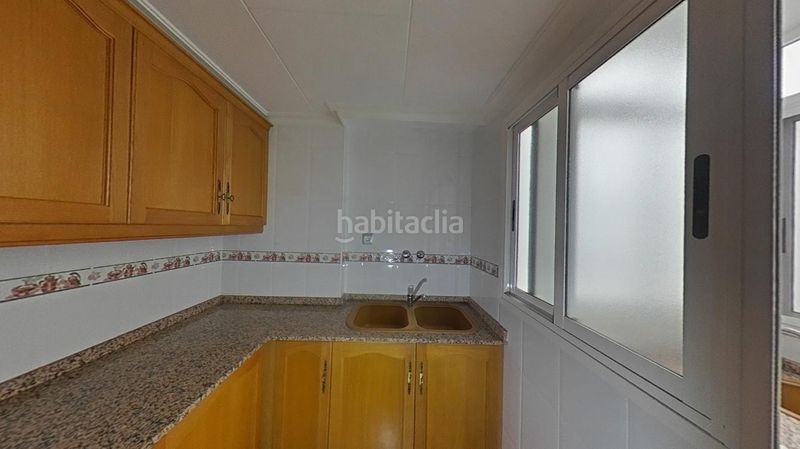 Foto 7c4bfc60-15f1-45f7-97c3-0afe2513efb9. Piso solvia inmobiliaria piso en Camí Reial Torrent