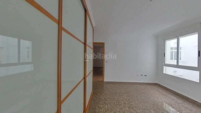 Foto b738f83e-e5bc-4c4d-b569-30c44c3d69b5. Piso solvia inmobiliaria piso en Camí Reial Torrent