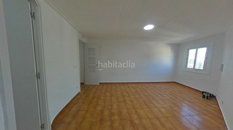 Foto c8d8b8d4-39d2-4d69-954c-32325c9afcb0. Pis a Centre Pineda de Mar