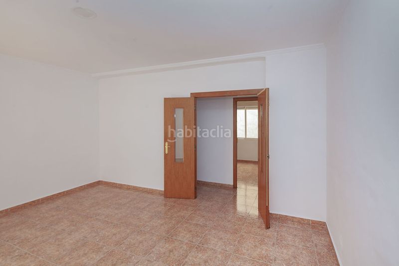 Foto 65634c98-585e-4210-a34e-a50b2d1c0858. Pis a Germaníes - Juzgados Gandia