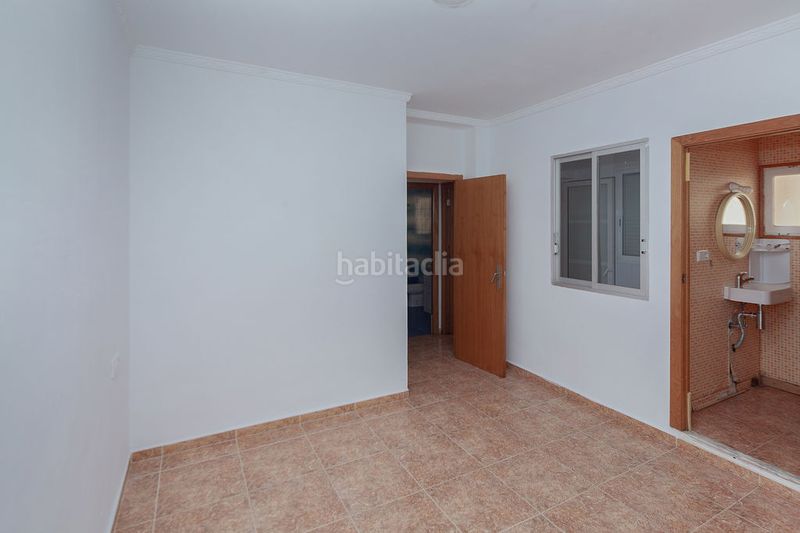 Foto 6a5da76e-fe20-47a6-9489-e7059923d282. Pis a Germaníes - Juzgados Gandia