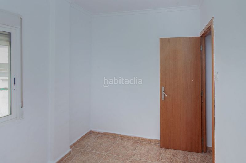 Foto a0bc4c47-0039-4469-a714-aeaf8d670fbb. Pis a Germaníes - Juzgados Gandia