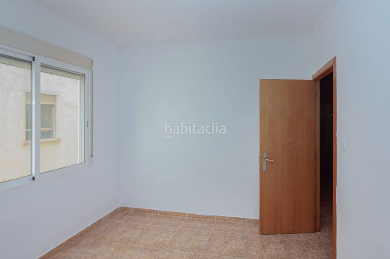 Foto ff58b328-83d0-4d31-836c-c6d5d90541a2. Pis a Germaníes - Juzgados Gandia