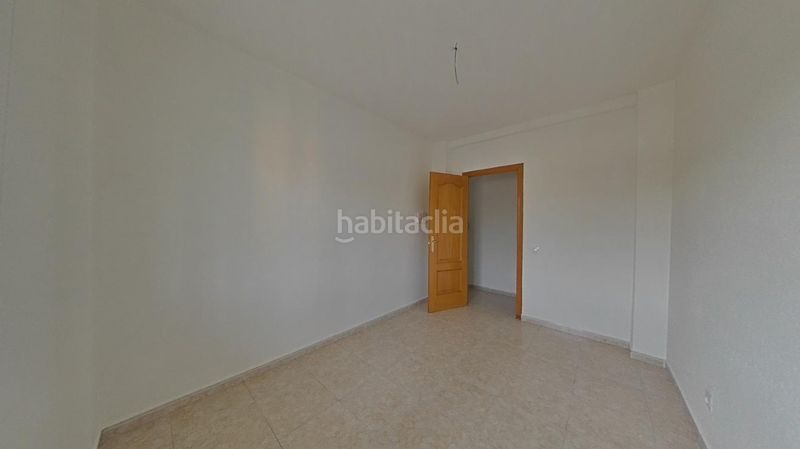 Foto e596a4df-8de1-43a3-bd69-946094b272a5. Pis a Parque Inlasa Parla