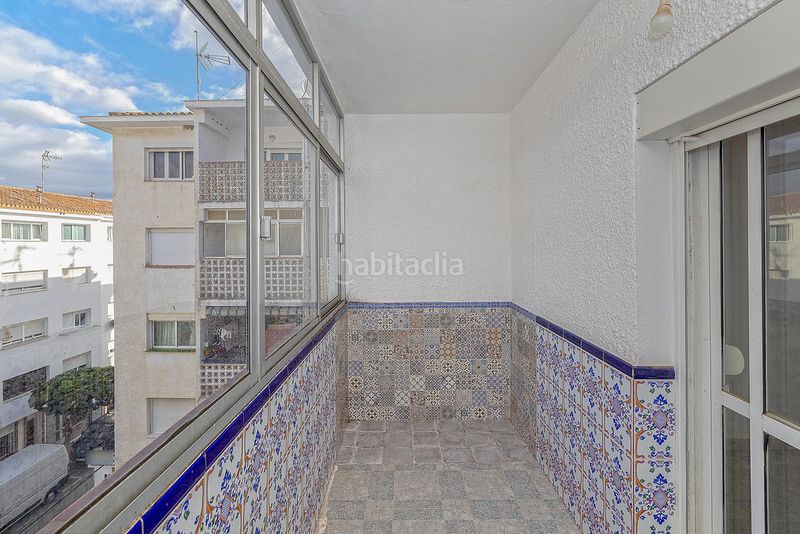 Foto d6959026-8374-4189-978c-069a2ce24553. Pis a puerto de Estepona Estepona
