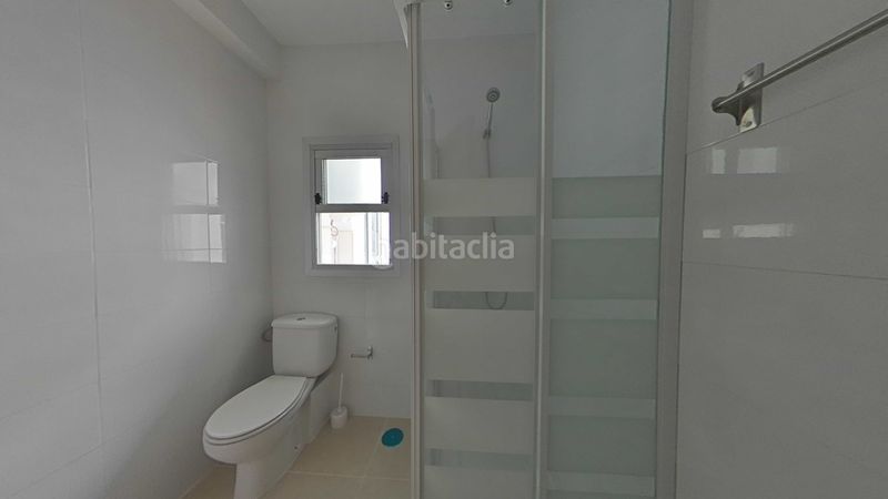 Foto a6720df3-15f1-489c-85be-8afd48c23297. Pis a Platja de Vila Joiosa Vila Joiosa (la)