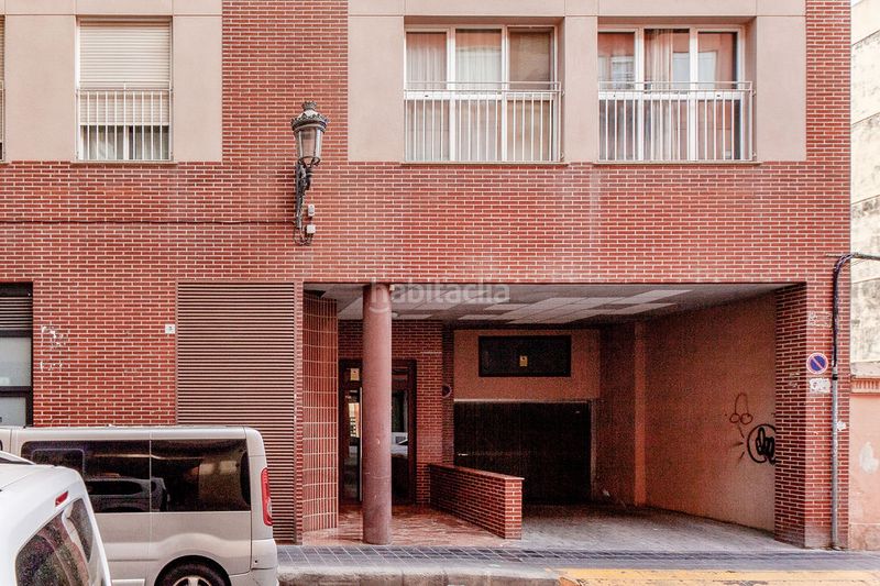 Foto f5ab8d95-777b-4fec-a2a5-66e1c3002fdc. Apartament amb aparcament a Barrio Benicalap Valencia