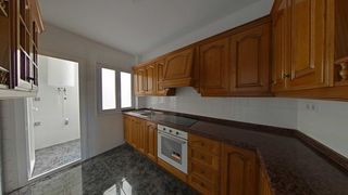 Pis  C/ general elizaicín. Solvia inmobiliaria  piso alicantealacant