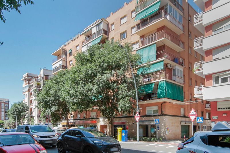 Foto c4e2d119-aab9-43ad-a489-5bbe0b6af2ee. Àtic a Sant miquel Granollers