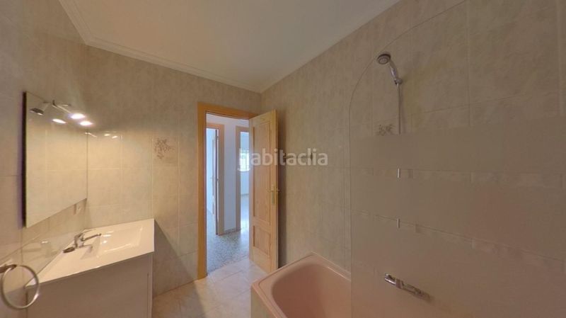 Foto 2a423485-e1e9-4de6-96e0-012f2421d7a7. Pis a sierra de Estepona - avda. de andalucía Estepona