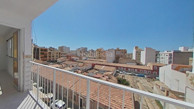 Foto 5911e71b-e966-4ff3-8f90-5e0a14475f6c. Pis a Centro Urbano Vila Joiosa (la)