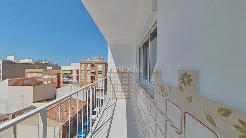 Foto ff6fcf64-fd7f-4c44-bf04-bd816a2f6e46. Pis a Centro Urbano Vila Joiosa (la)