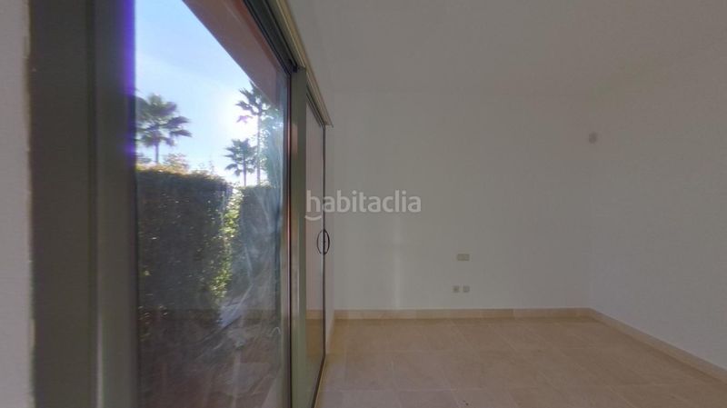 Foto 023b8023-f297-4c7b-a2b9-dd0dc360a7a2. Pis amb aparcament piscina a Benatalaya Estepona