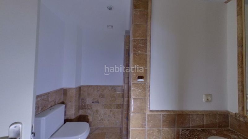 Foto facf7723-be97-413c-b476-b8af315bb4dd. Pis amb aparcament piscina a Benatalaya Estepona