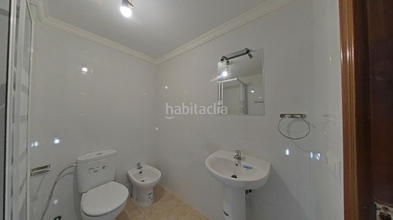 Foto 7888c2af-fe89-4a90-b102-3b621efa6c17. Pis a Campclar Tarragona