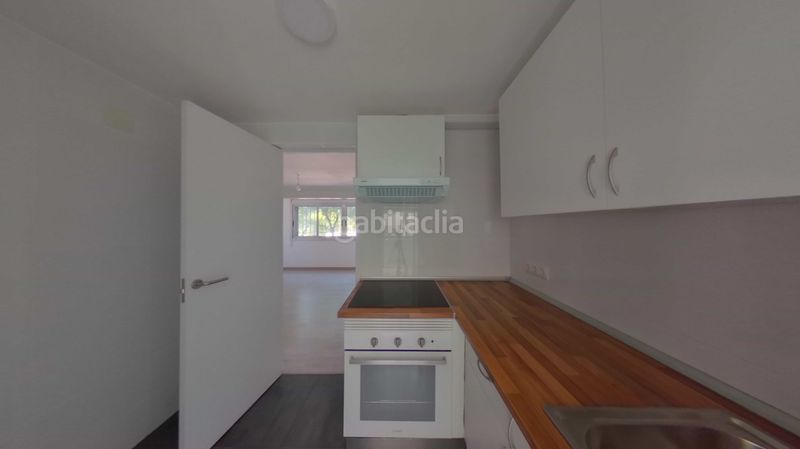 Foto 3f0f3670-2676-41c5-aae5-8dd7ab4f9068. Pis a Els Merinals Sabadell