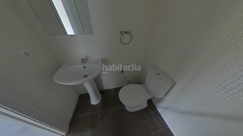Foto 0dd69d82-101d-4b0b-8c41-a45eea7578b2. Pis amb aparcament a Torreforta Tarragona