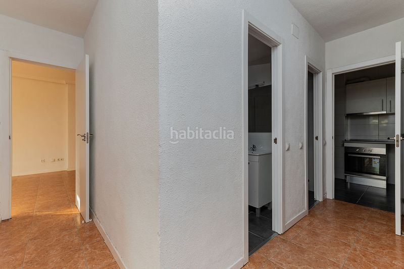 Foto 266d4981-ebb2-4f15-a81a-c6bc8da8604f. Pis a Abrantes Madrid