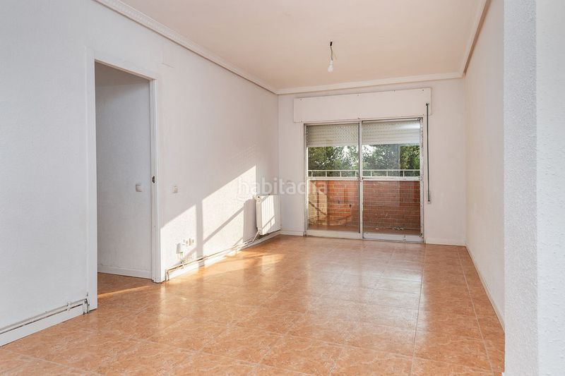 Foto 75a78539-9a33-49cb-bffd-b33a2c2cb9a0. Pis a Abrantes Madrid