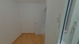 Pis  C/ salvador. Solvia inmobiliaria  piso barcelona