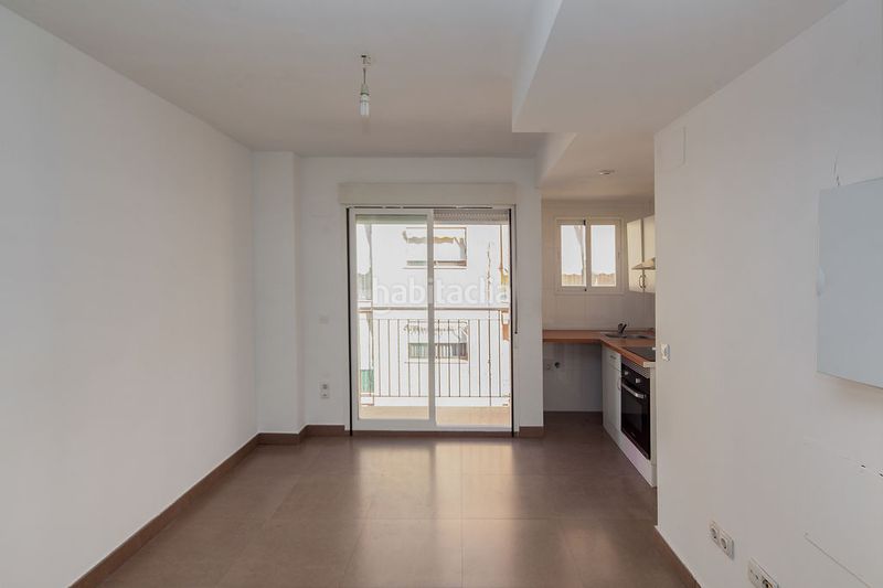 Foto b50ce805-ab36-43e0-984b-4e1017f0315b. Pis a Centro Ciudad Paterna