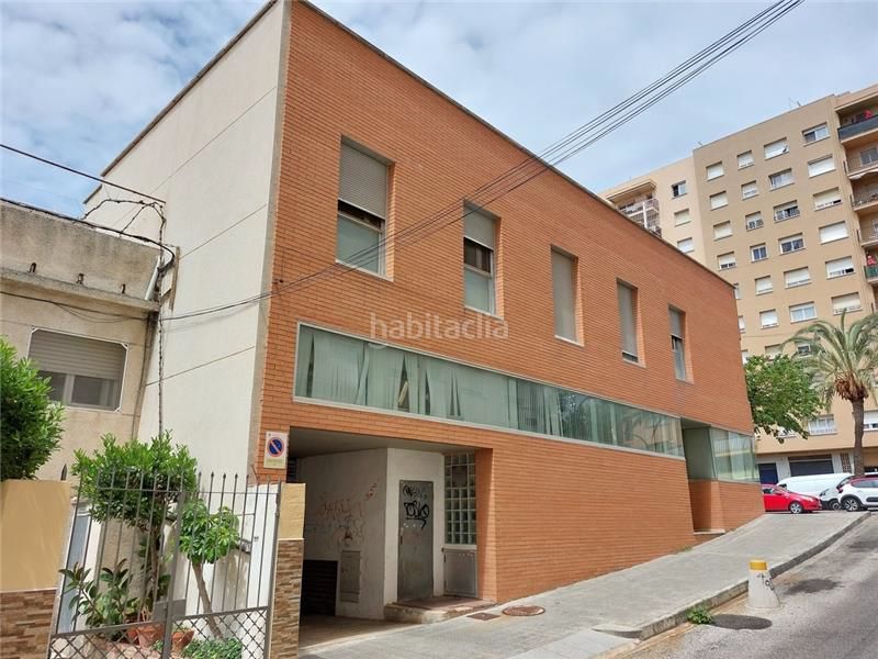 Foto 0f59beed-dcd2-4d63-8504-5368f1dd38d1. Aparcament cotxe a Migjorn Reus