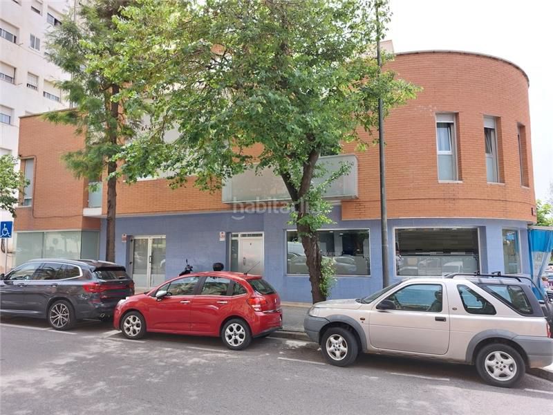 Foto f879d4b5-4fb9-4ad6-a6b5-b13440d5cf46. Aparcament cotxe a Migjorn Reus