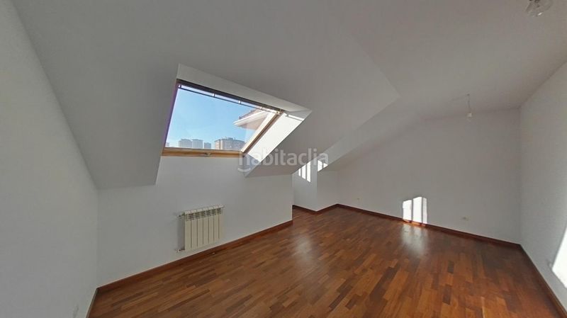 Foto f06914e1-f558-4316-97e4-4d37113871c5. Pis amb aparcament a Alisal - San Román Santander