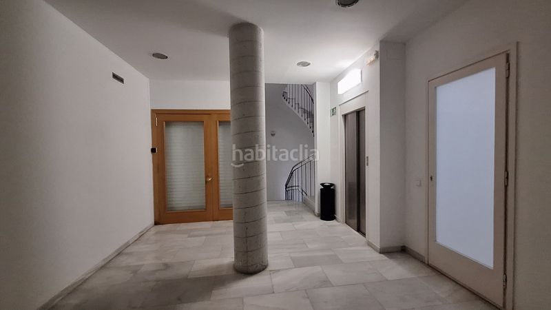 Foto 5fa95c6d-f9f0-4751-8f0c-05bcbfb649a7. Local comercial a Centre Igualada