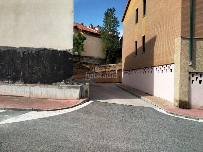 Foto 1c2ac37a-12c7-4a63-abe8-c23d3b478941. Parking coche solvia inmobiliaria garaje lastrilla la en Lastrilla (La)