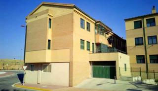 Aparcament cotxe  C/ valladolid. Solvia inmobiliaria  garaje lastrilla la