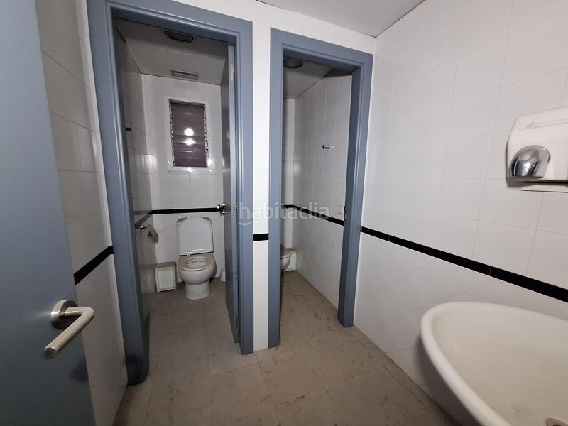 Foto 45efb7d9-35cd-4a5b-bcf5-5875d7377625. Local comercial a Centre Igualada