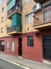 Pis  C/ salesianos. Solvia inmobiliaria  piso mataró
