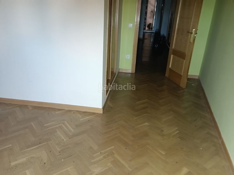 Foto c5b2b7a3-f957-44d8-bb47-dd32844b543c. Pis amb calefacció a Navas del Marqués (Las)